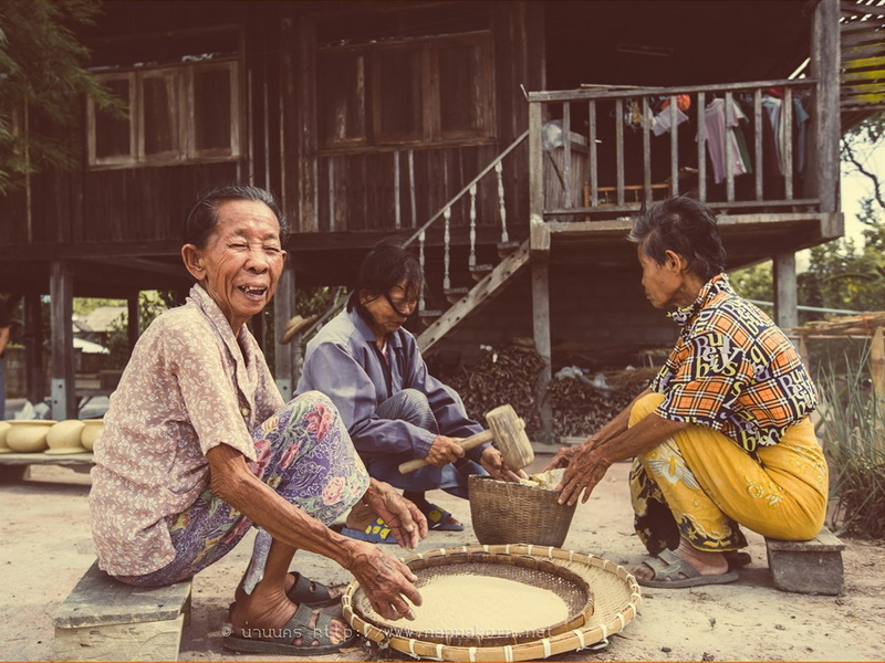 วิถีและฮีตฮอย