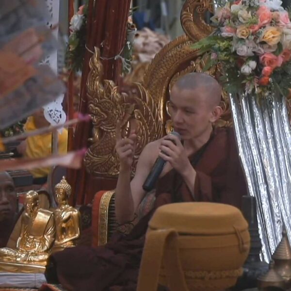 ครูบาน้อยออกถ้า ๔ ตุลาคม ๒๕๖๓